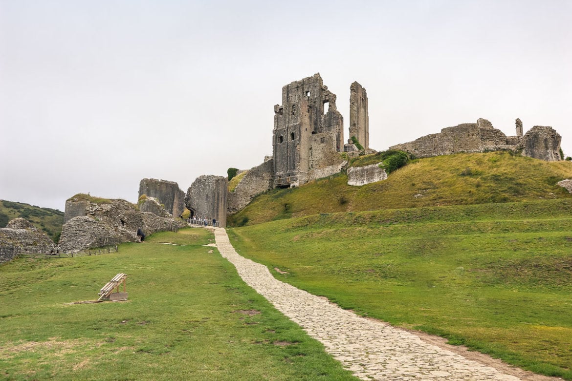 A Detailed Guide To Visiting Corfe Castle, Dorset (2021)