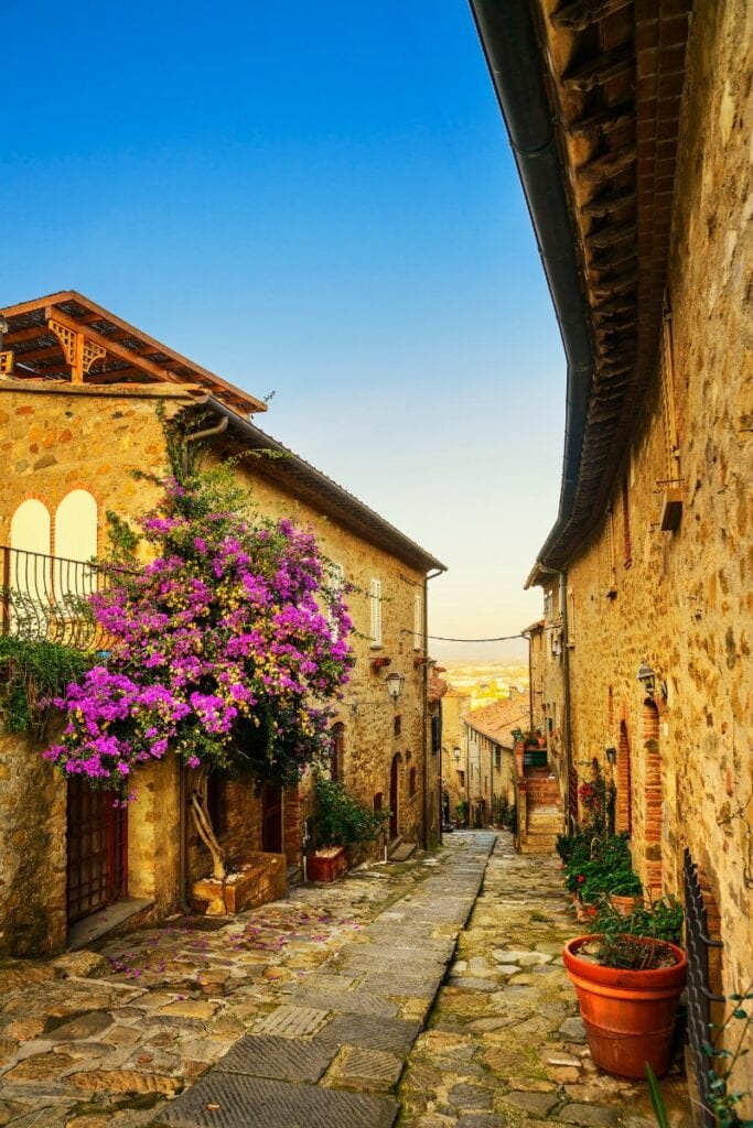 italy villages streets