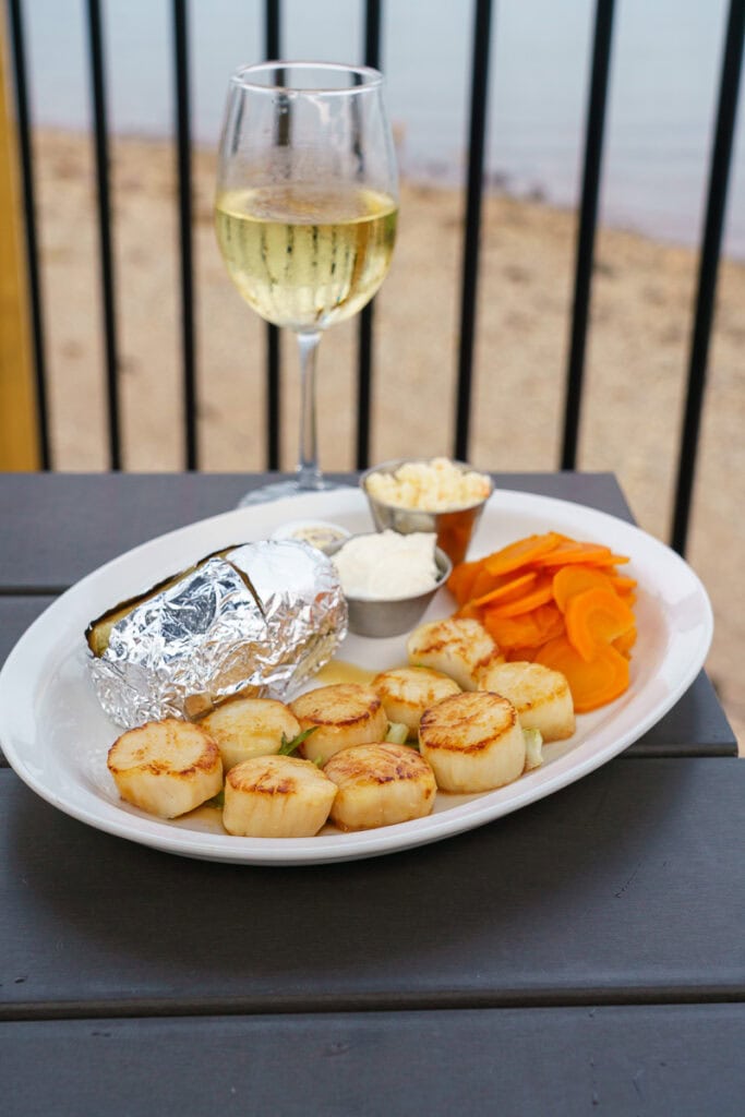 Scallop dinner at The Wheelhouse, Digby