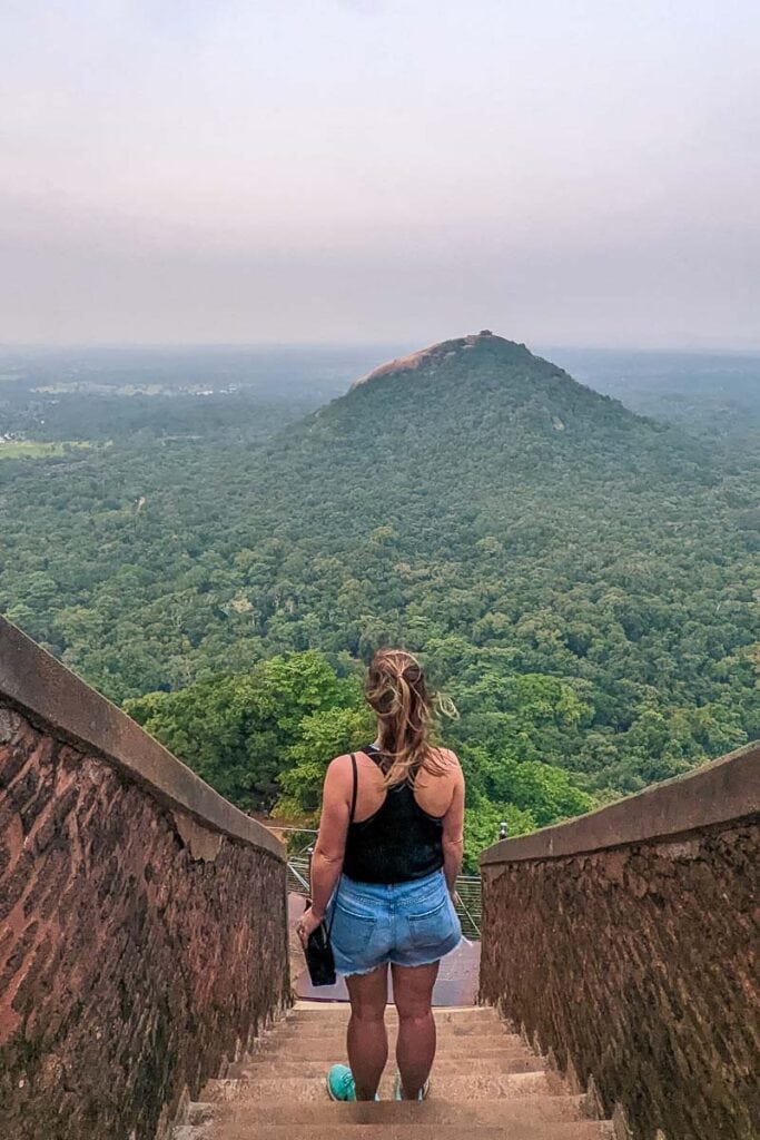 Hiking Sigiriya rock