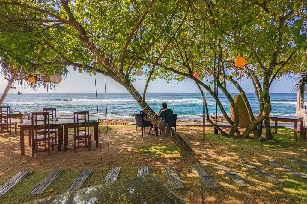 beach views in mirissa