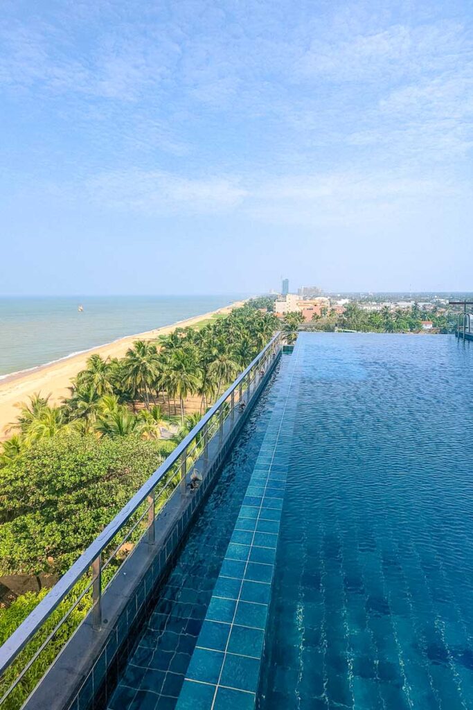 negombo hotel pool